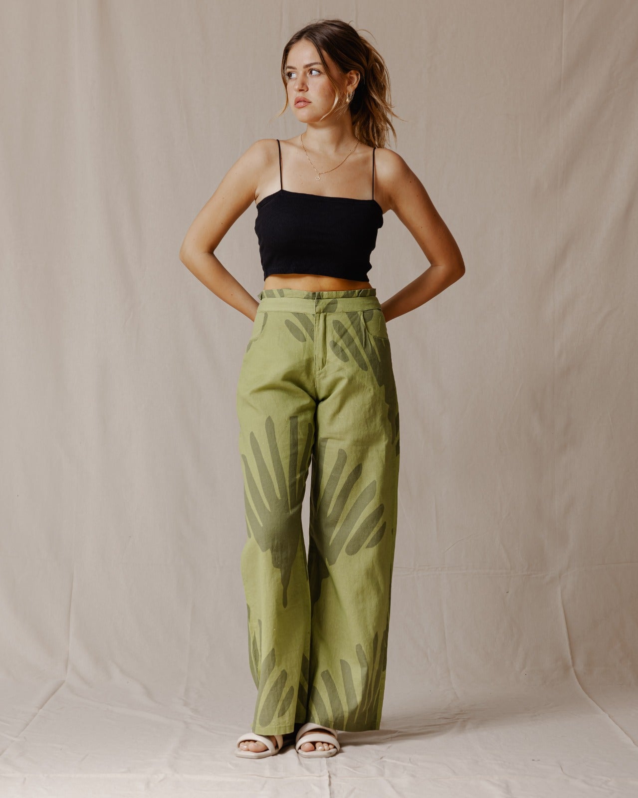 Green Shells Linen Pants