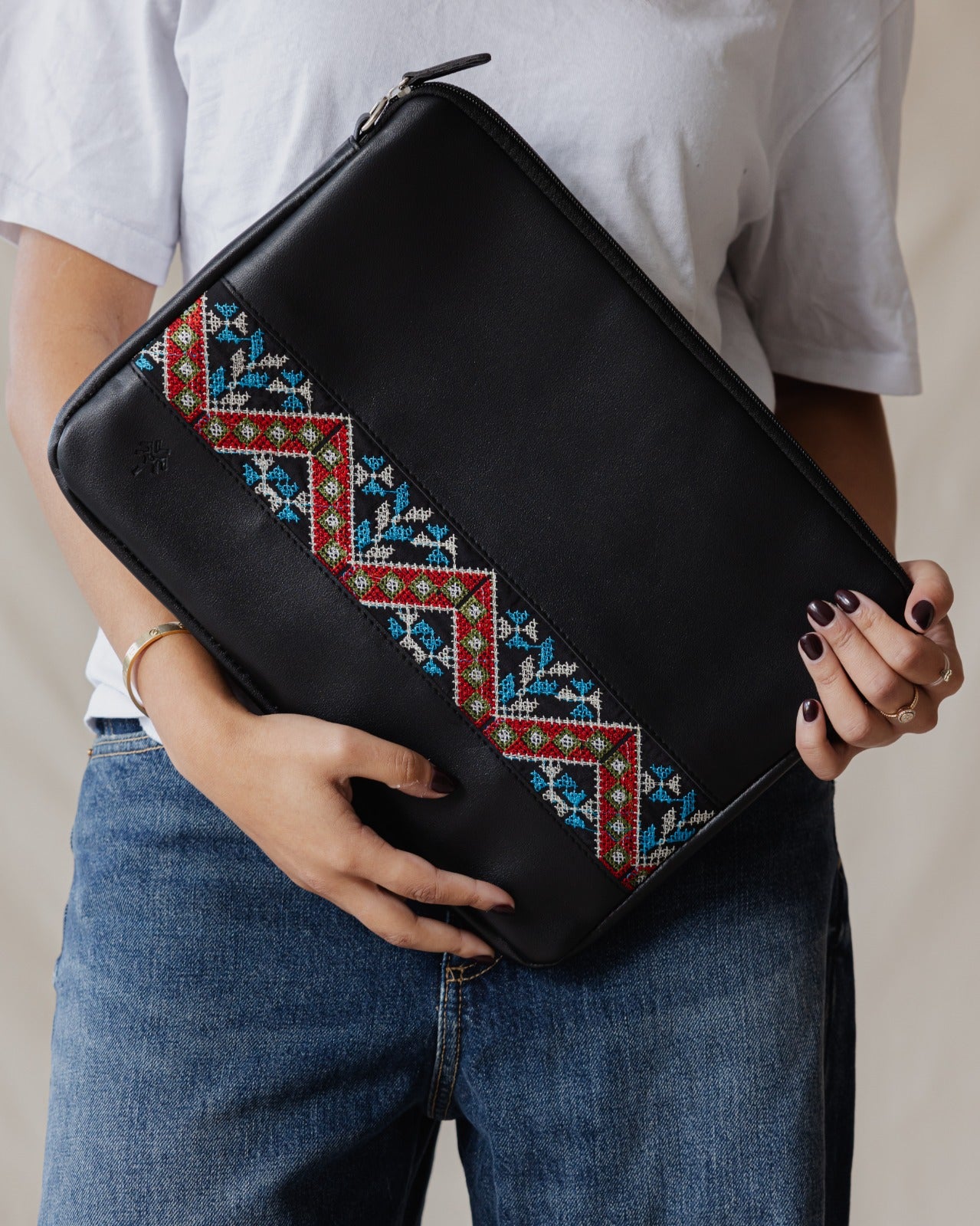 Black Etamine Laptop Sleeve