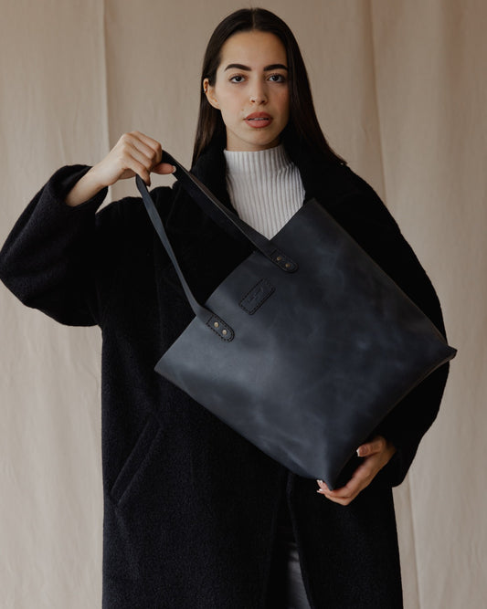 The Classic Genuine Tote Navy