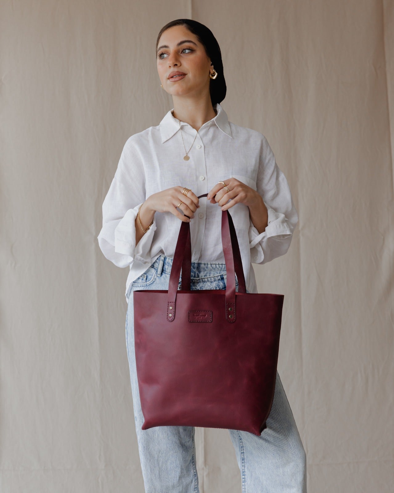 The Classic Genuine Tote Burgundy