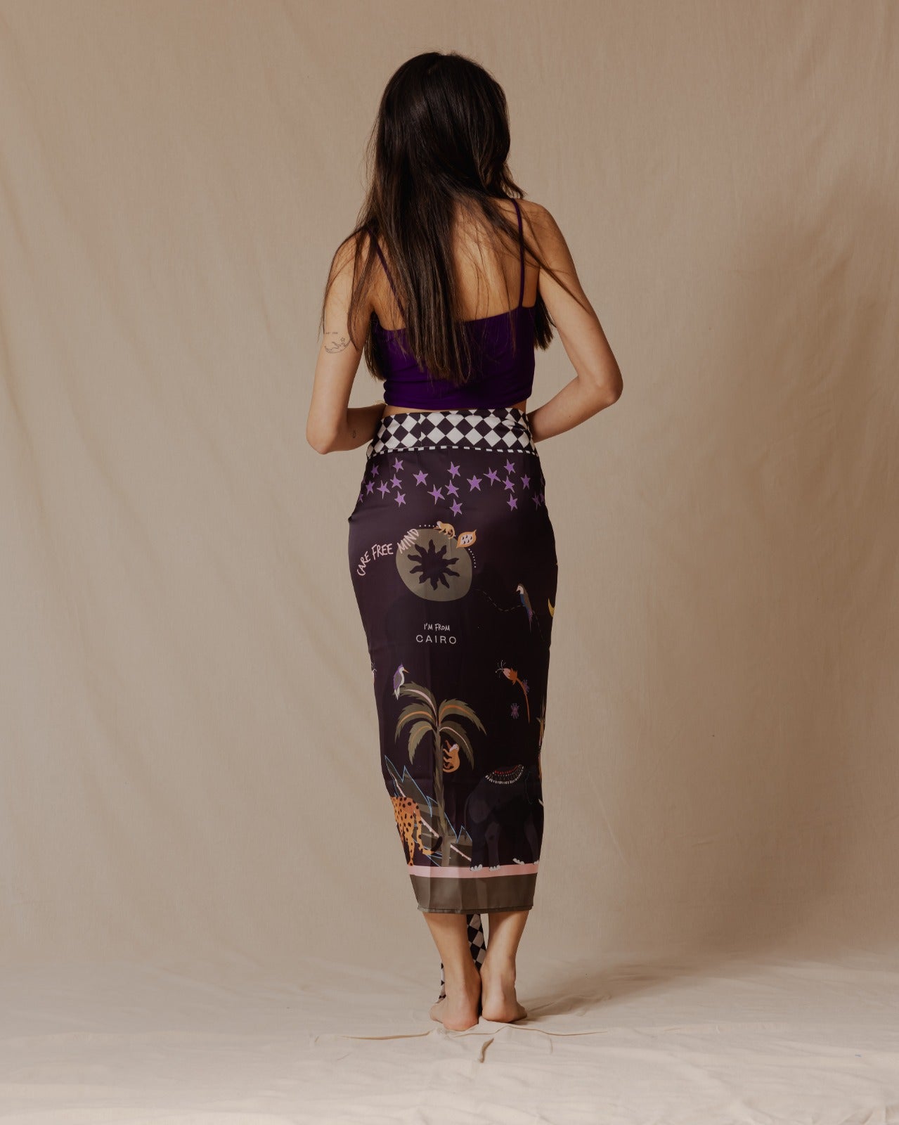 Wilderness Lover Sarong Black