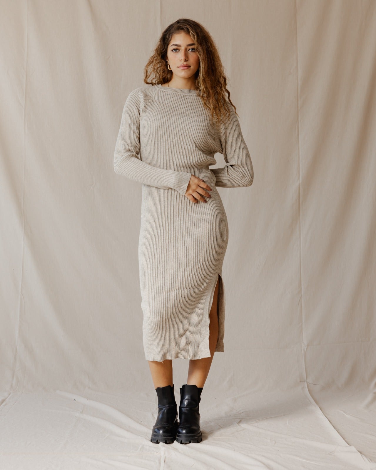 Daring Knitted Dress Beige