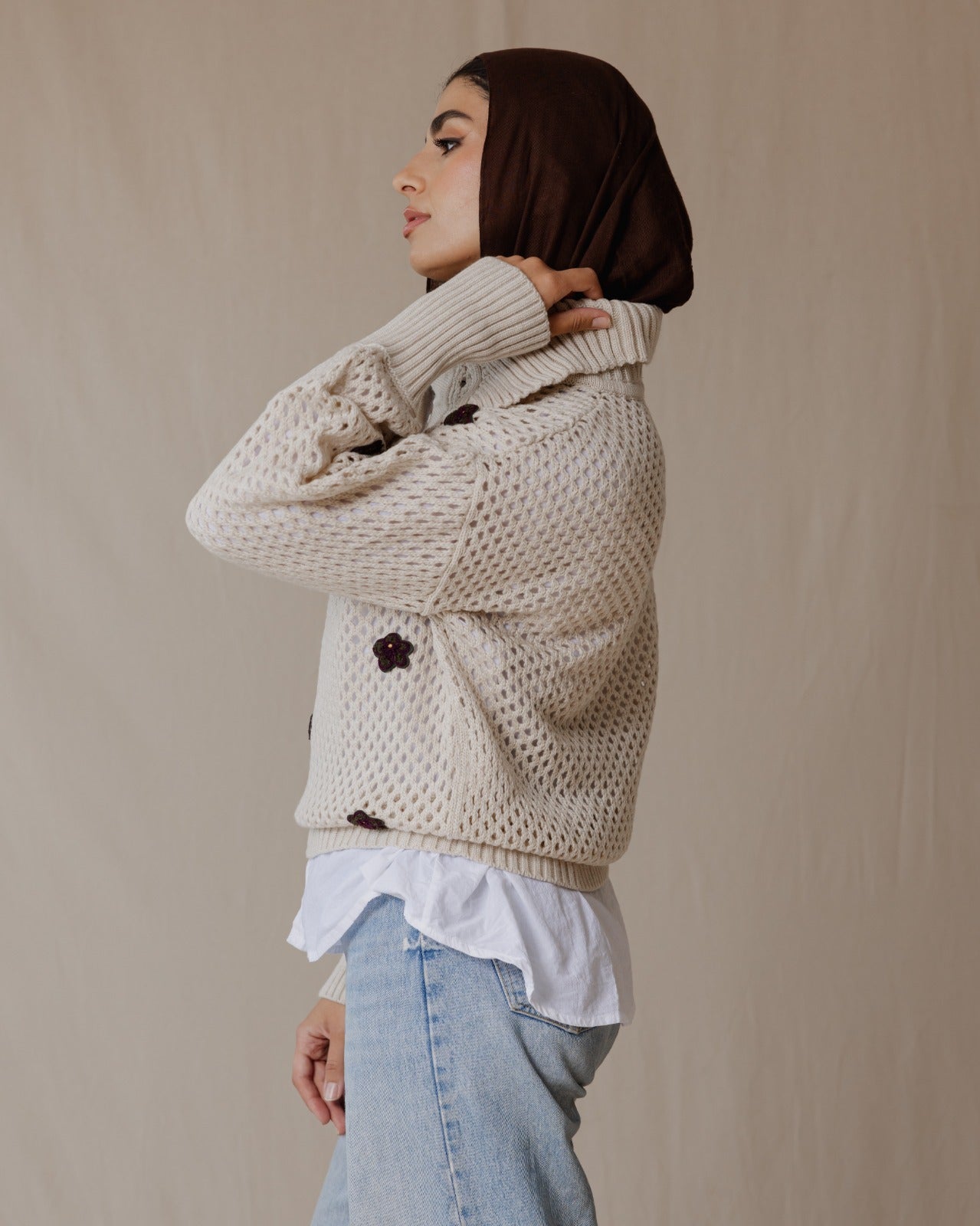 Yasmine Hendi Sweater In Beige