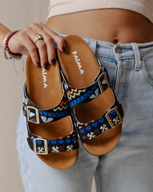 Boho Lines Slides Black