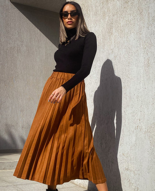 Havane Pleated Midi Skirt