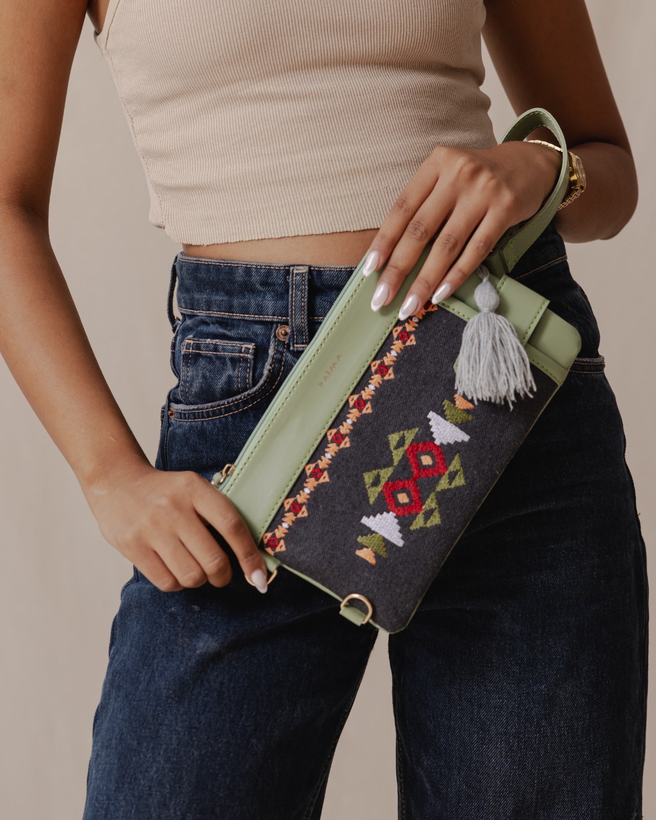 Tribal Tapestry Purse In Dark Blue X Pistachio