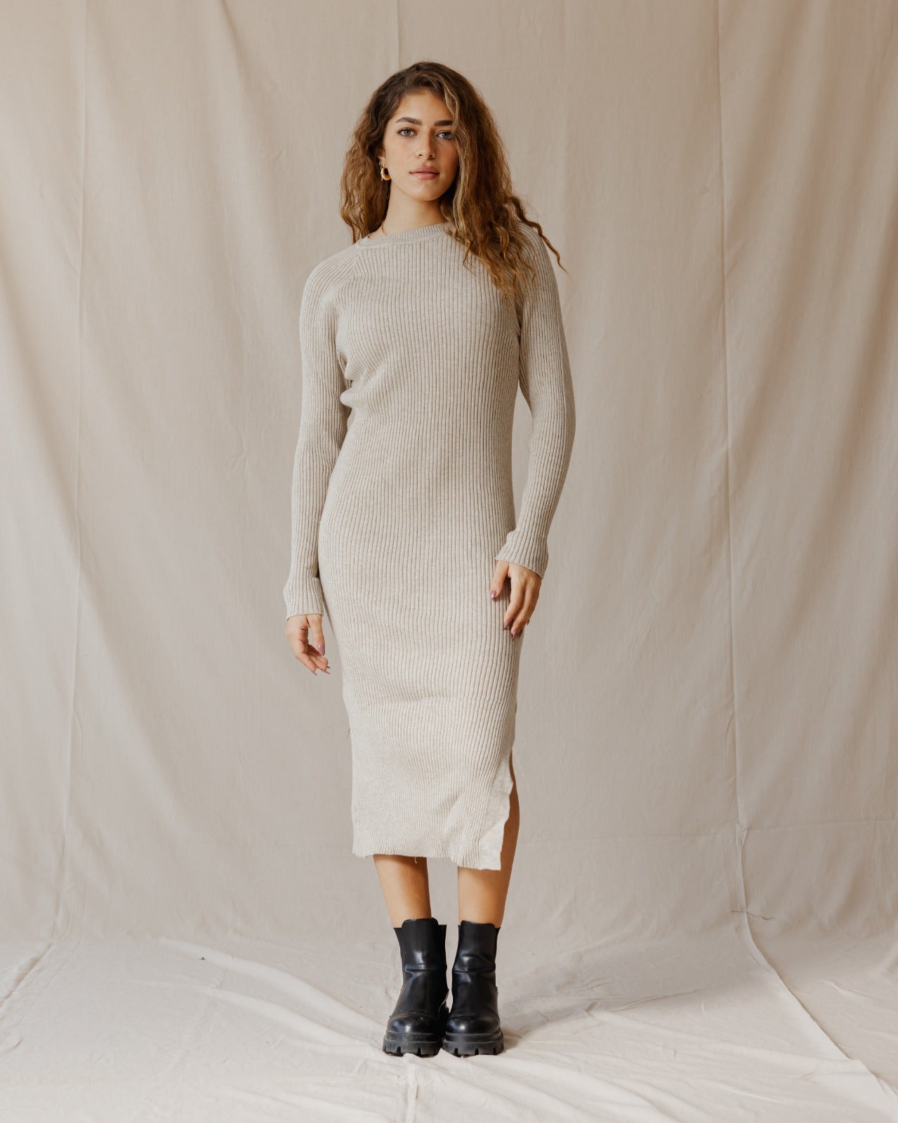 Daring Knitted Dress Beige