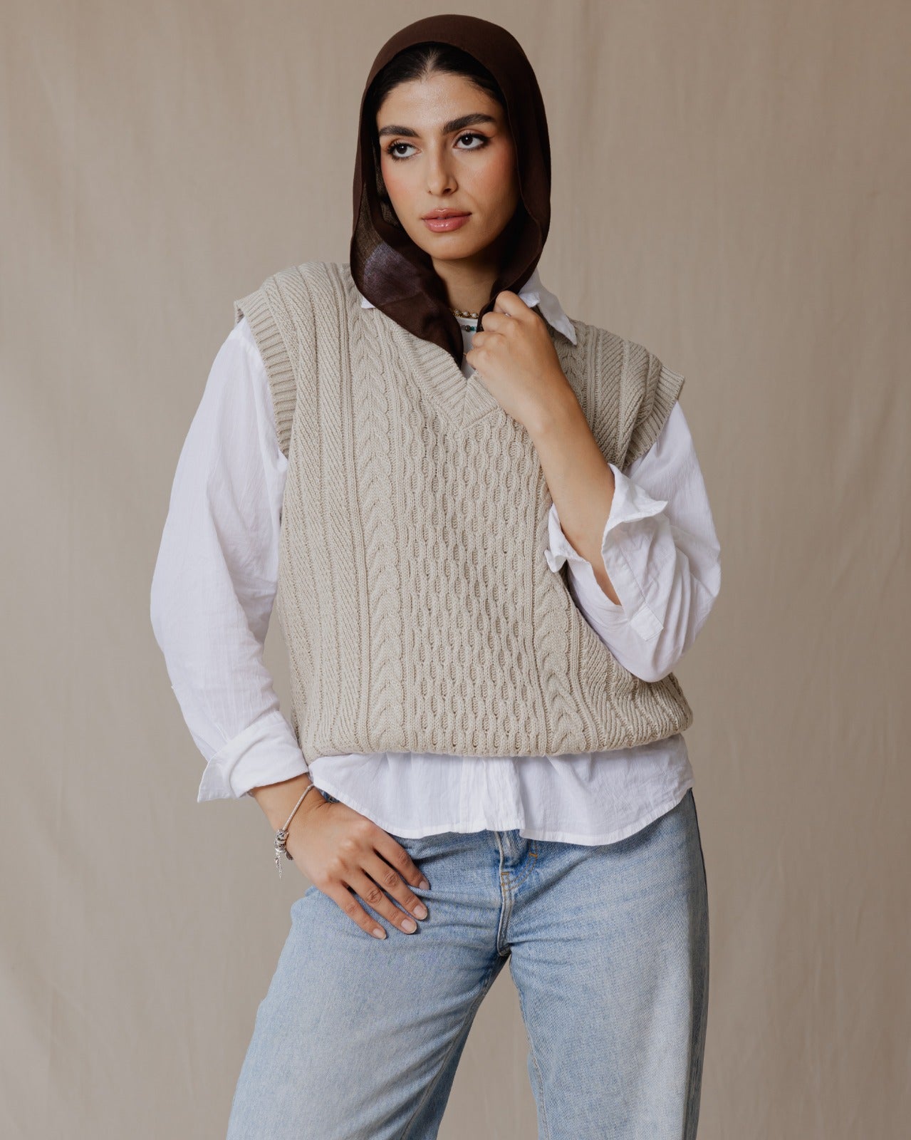 Beige Tricot Vest