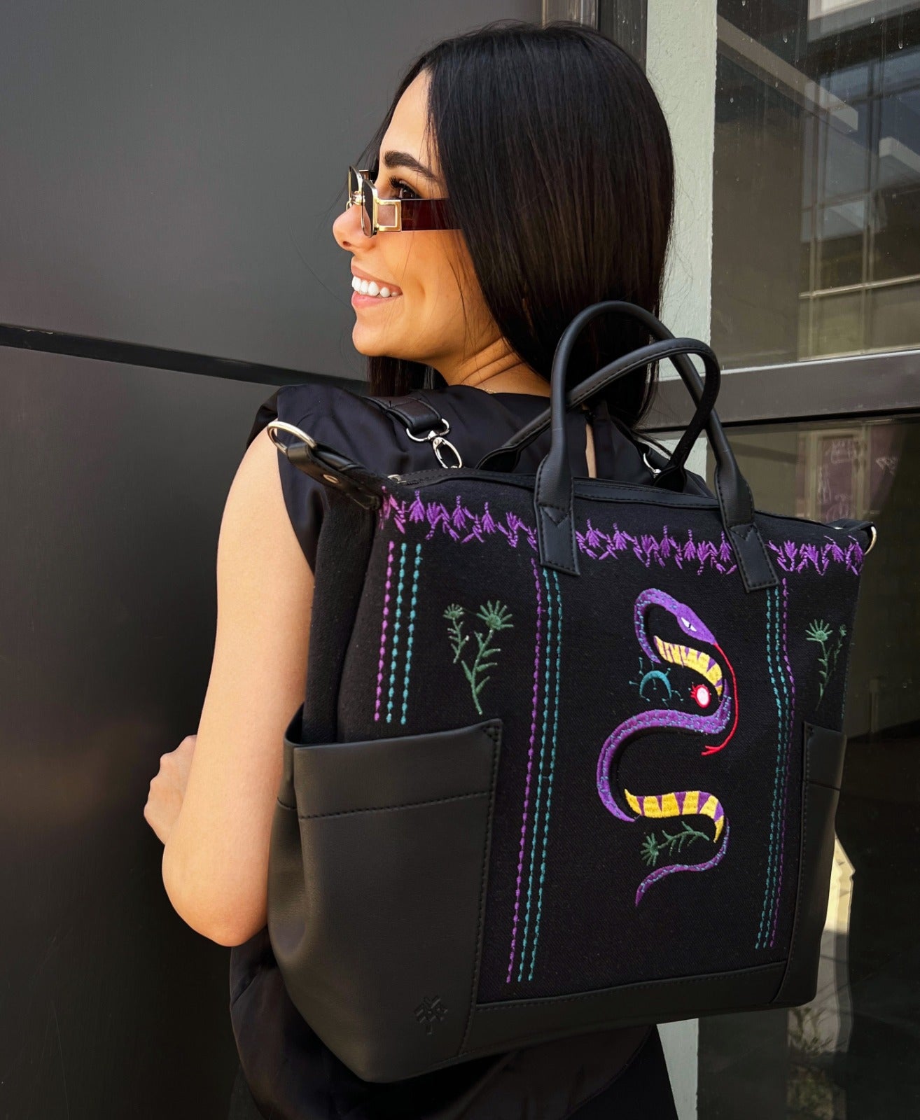 Wild Serpent City Bag Black