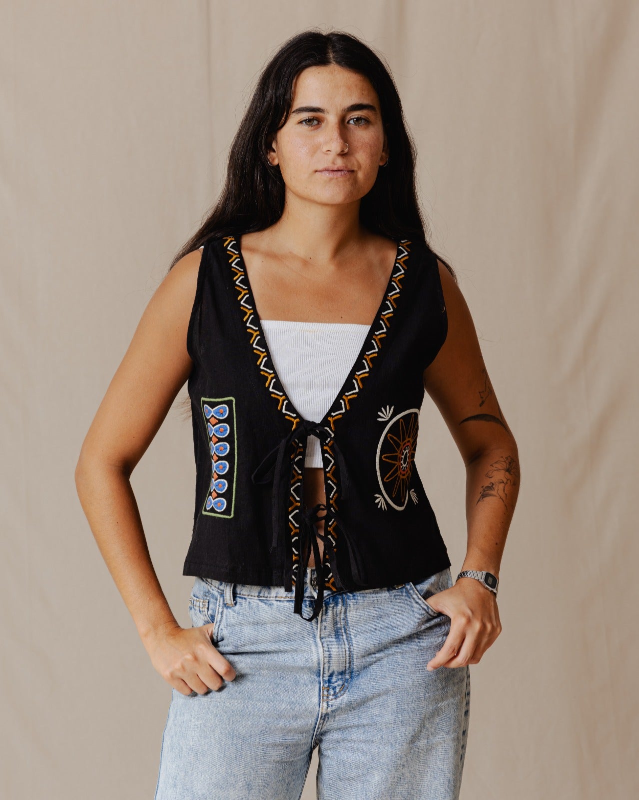 Nomadic Vest Black