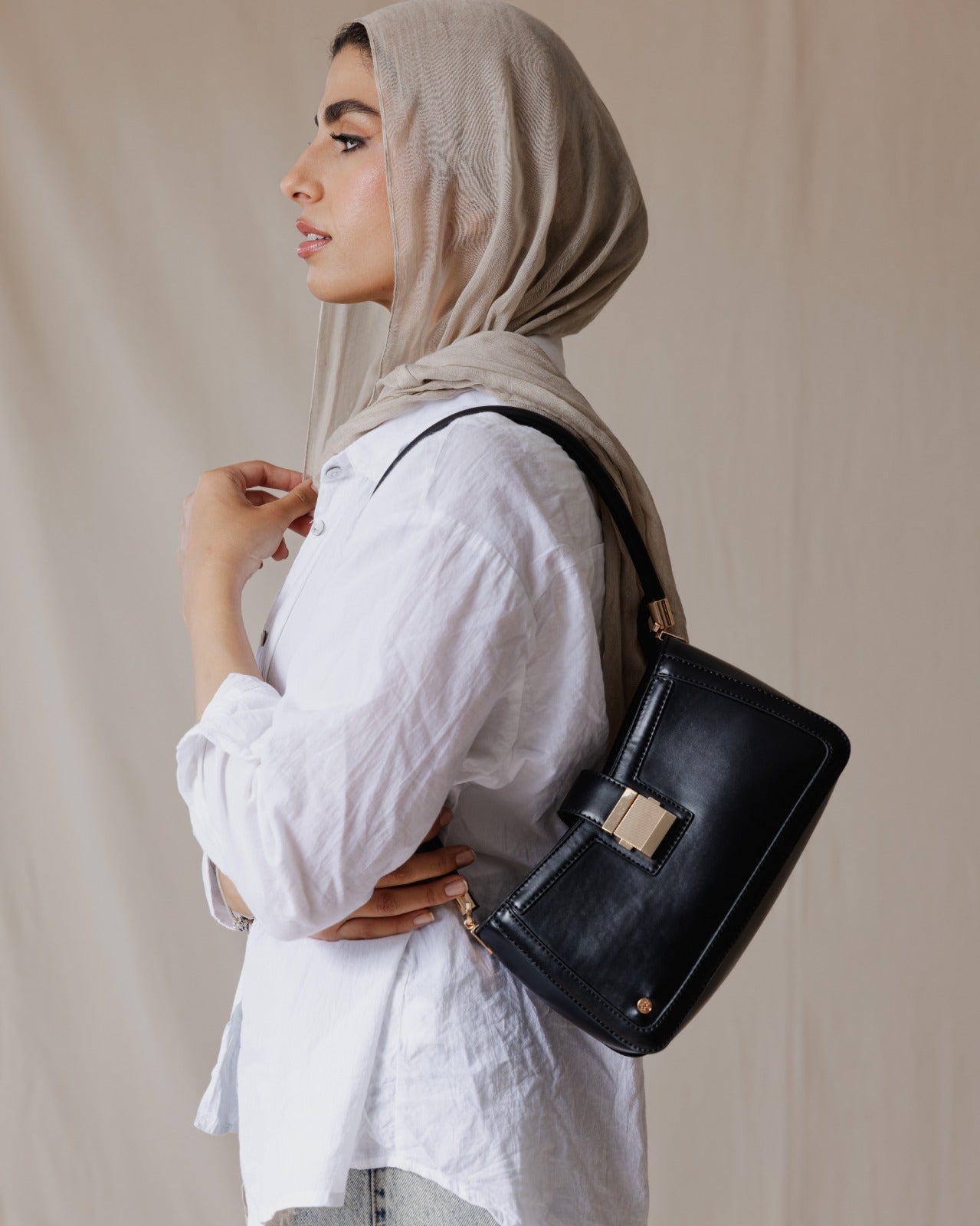 Luna Shoulder Bag In Black