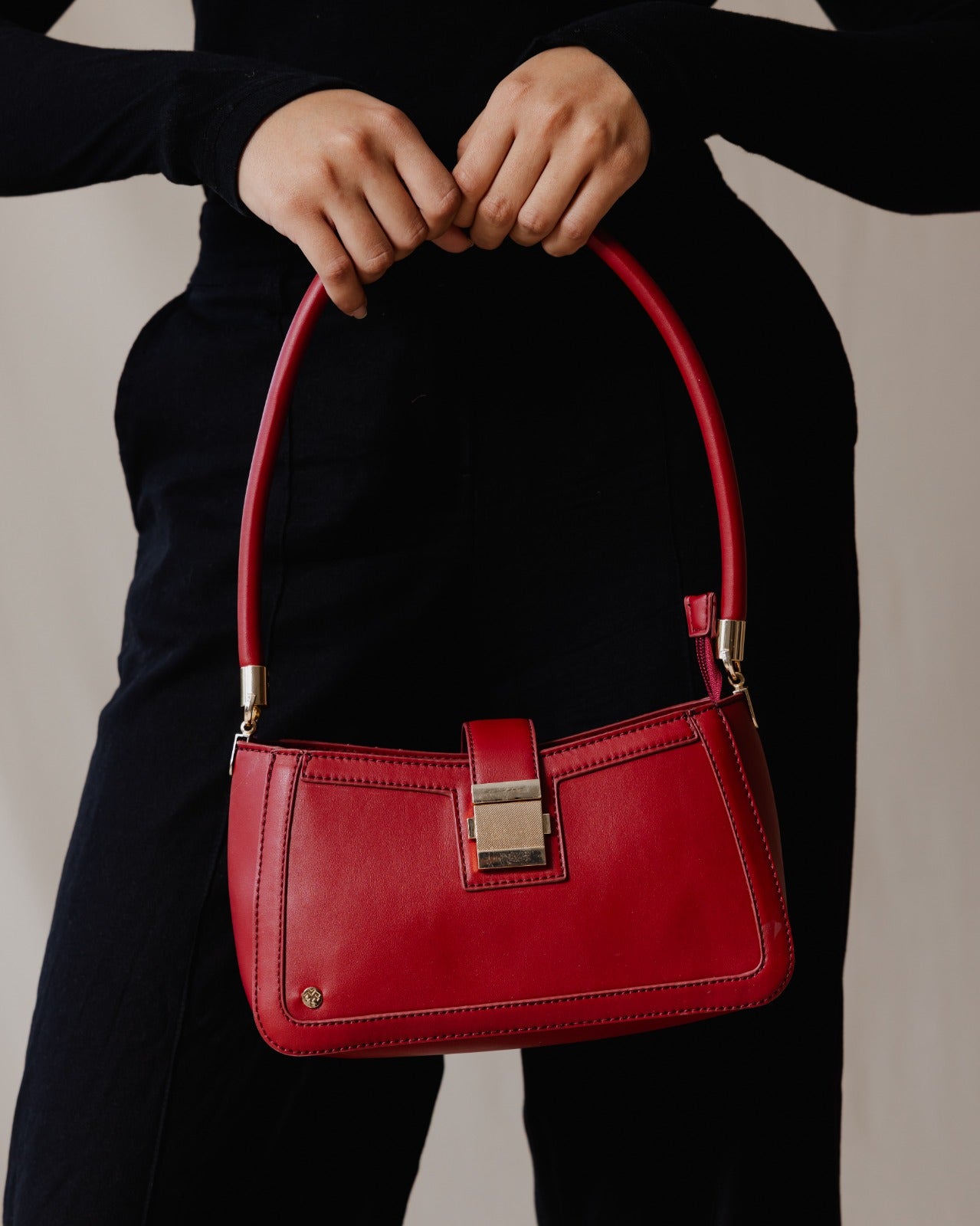 Luna Shoulder Bag In Burgundy