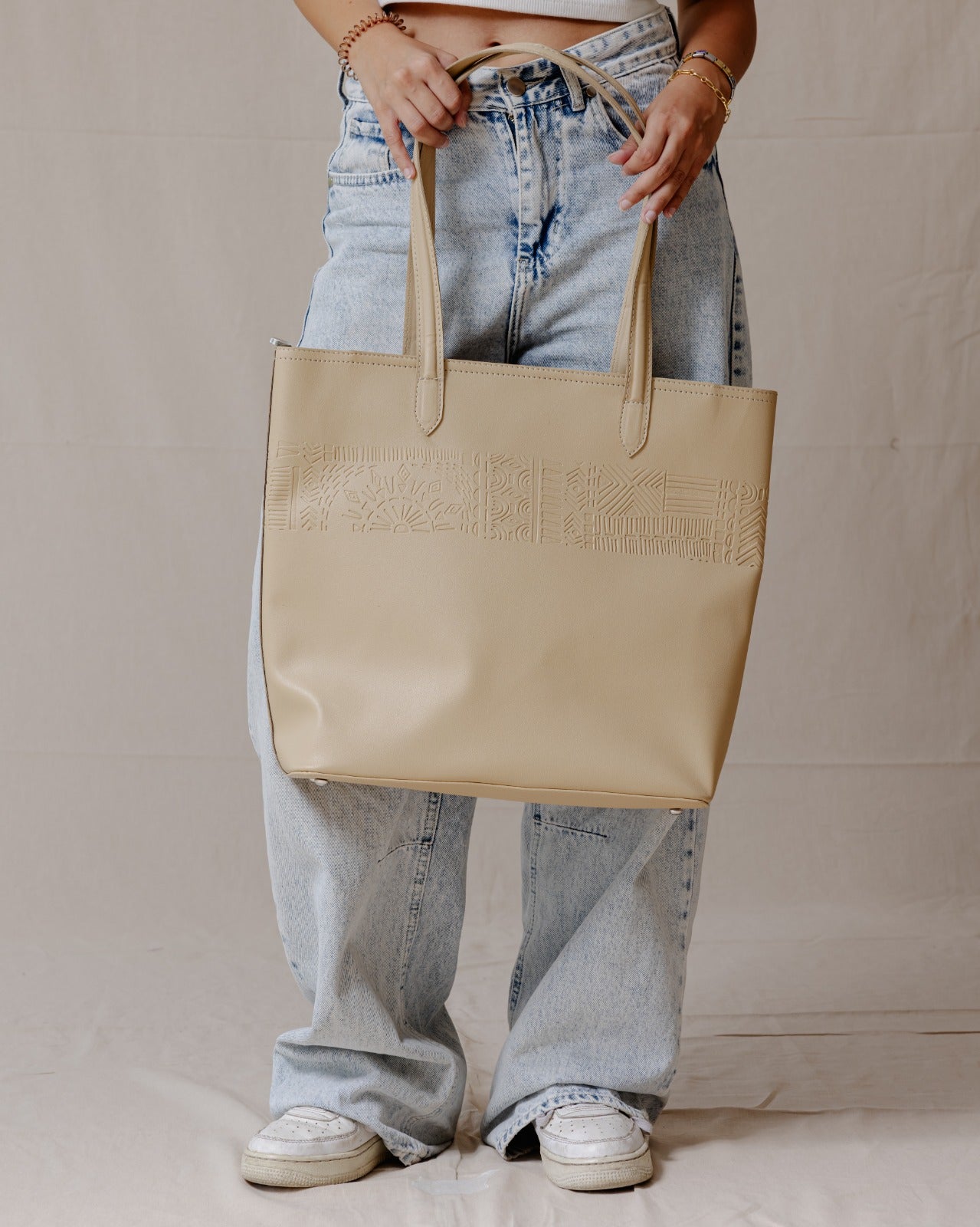 The Mayan Leather Tote Beige