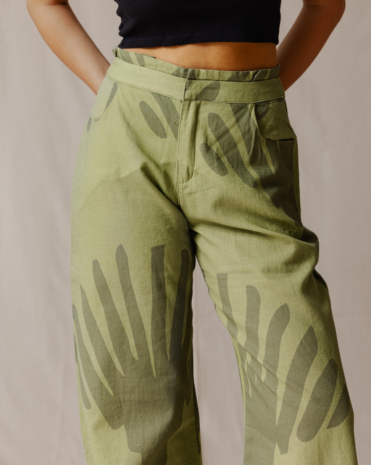 Green Shells Linen Pants