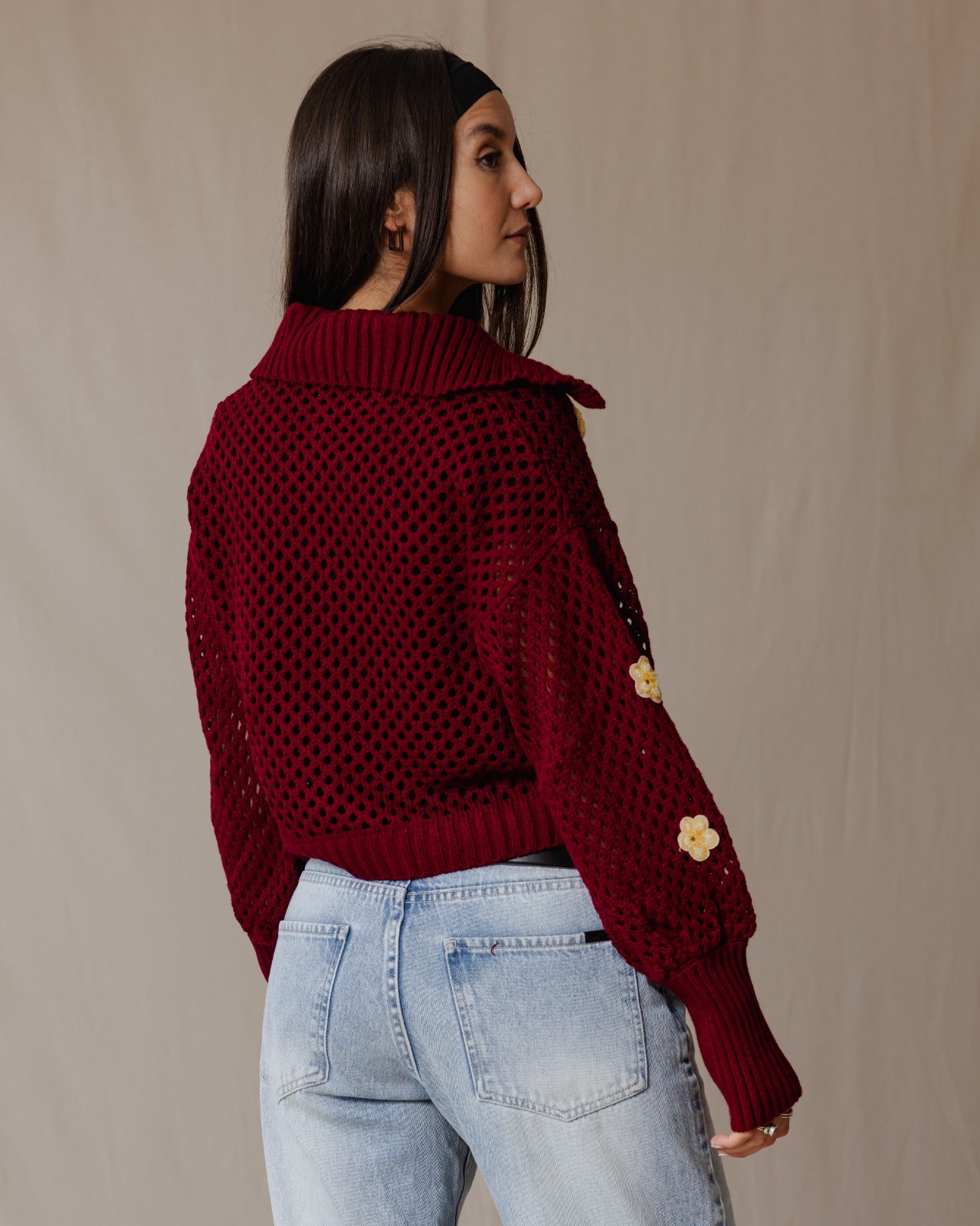 Yasmine Hendi Sweater In Burgundy