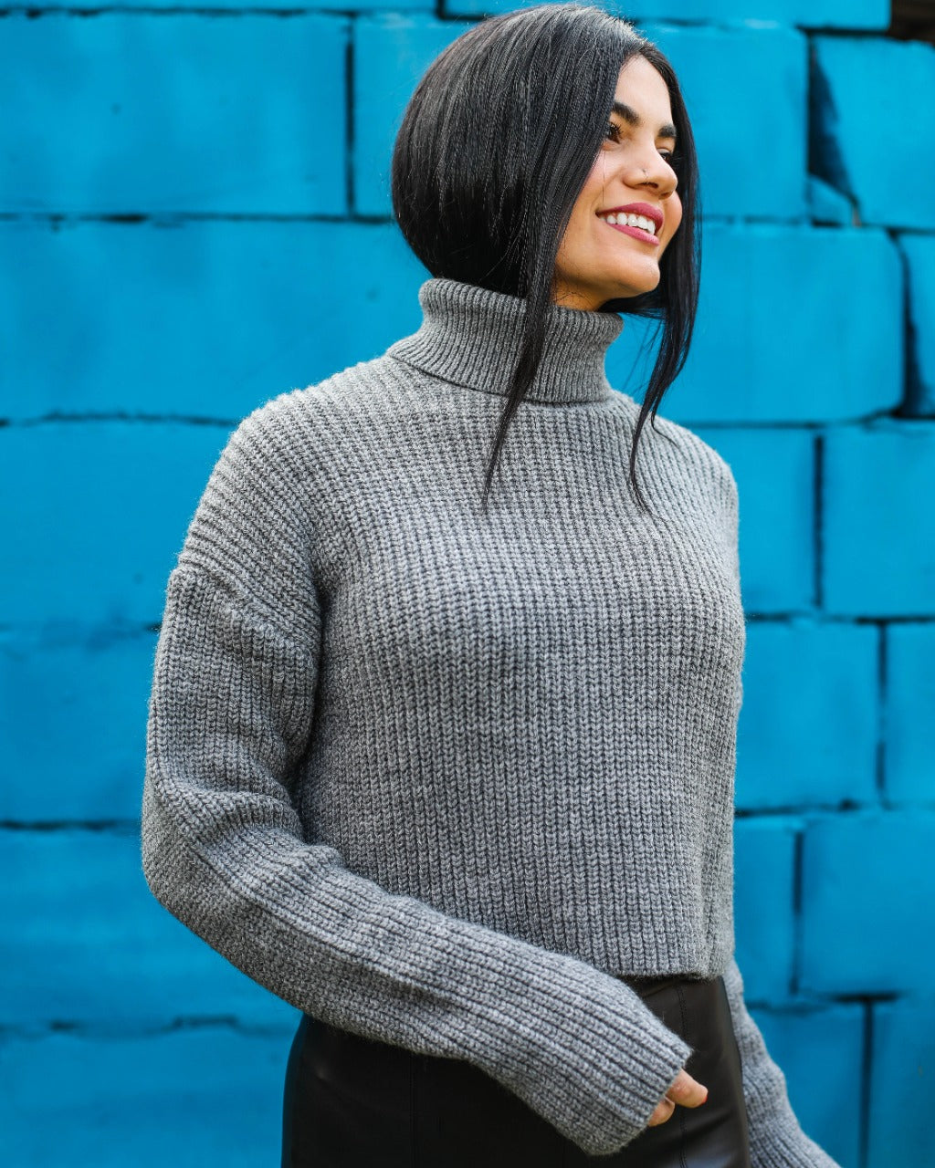 High Neck Cropped Pullover Grey